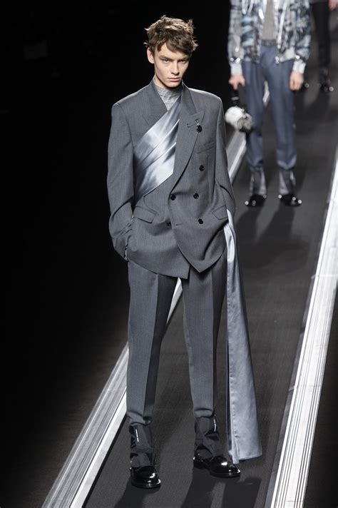 costard homme dior|Dior Men’s Fashion .